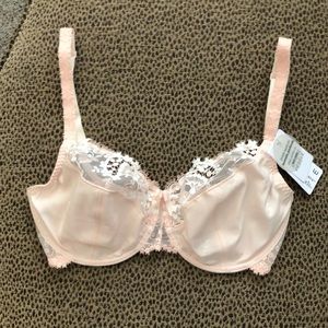 New with tags Simone Perele bra. US 34E. Blush color.